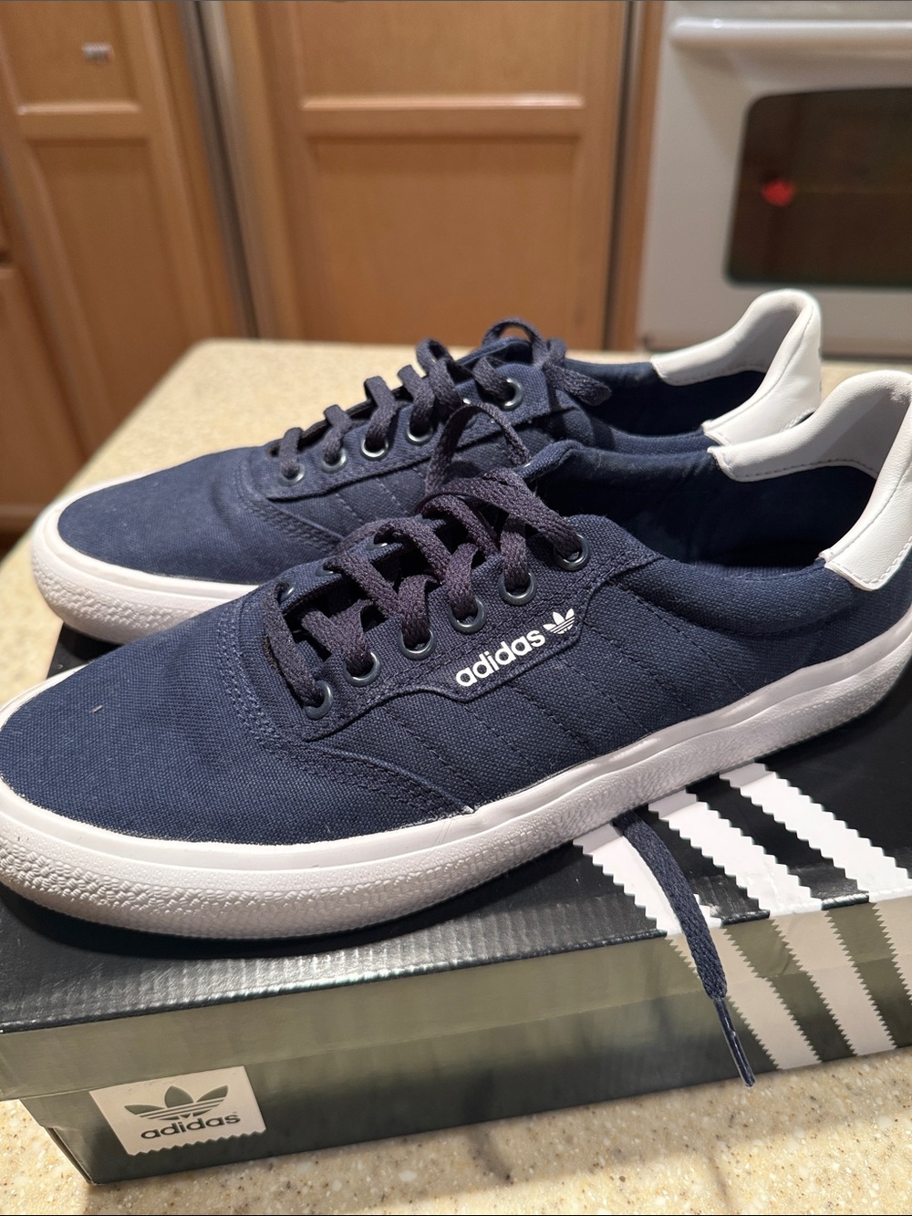 adidas Men’s 3MC Navy Canvas Sneakers B22707 Size US 9
